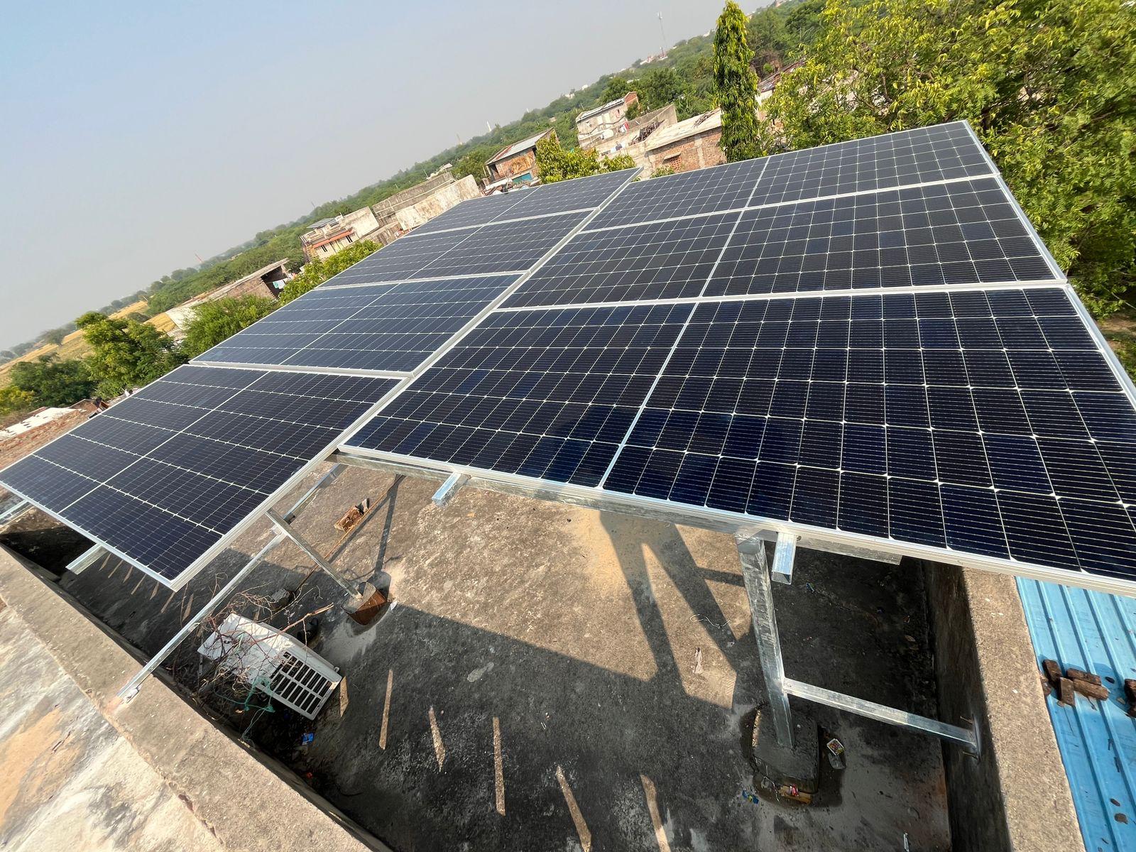 7 panel residential solar project 4.06 kW