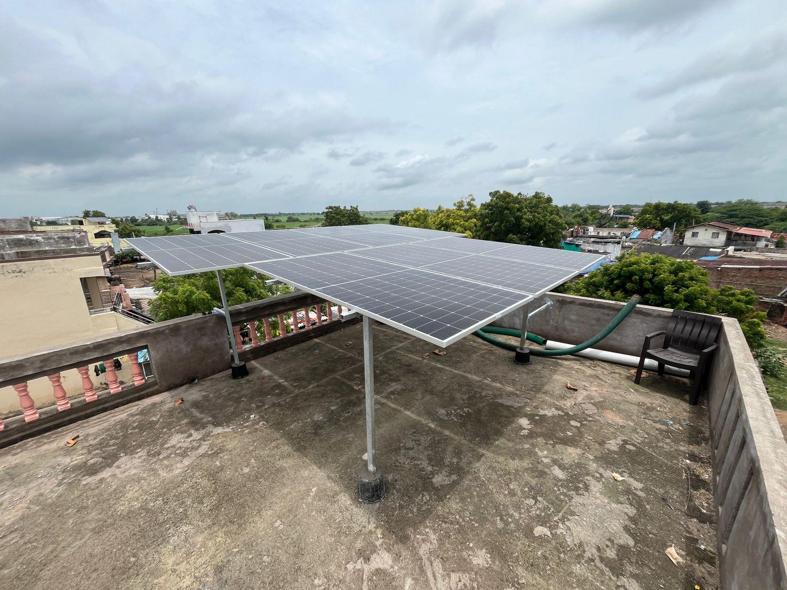 7 panel residential solar project 4.34 kW